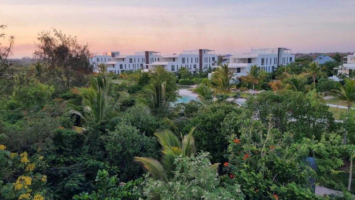 Tropical Haven At The Soul, *